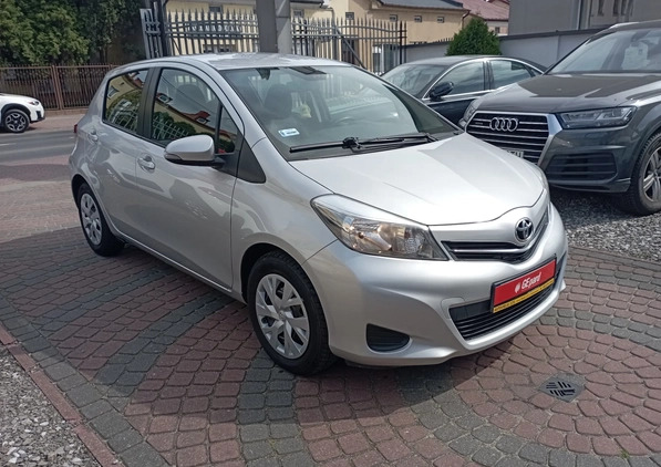 Toyota Yaris cena 29900 przebieg: 133000, rok produkcji 2013 z Kruszwica małe 154